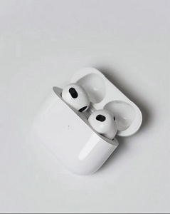 AirPods Pro 3 Поколение копия (4 фото из 4)