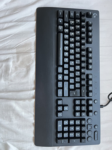 Клавиатура logitech g213 (3 фото из 3)