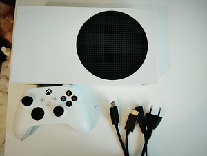 Xbox series s (1 foto / 3)