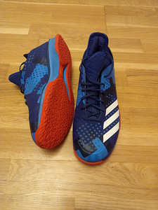 Spordijalatsid (3 foto / 5)