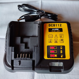 Зарядка DeWalt. Новая. (1 фото из 3)
