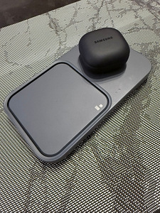 Juhtmevaba laadija Samsung (1 foto / 1)