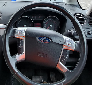 Ford Rool (1 foto / 3)