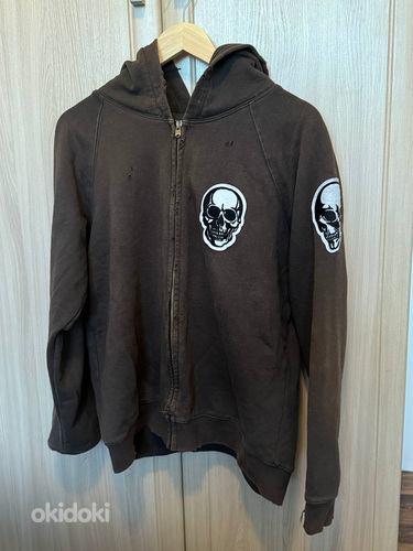 Skull Zip Number Nine