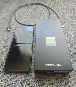 Продается Samsung Flip 5 512GB (2 фото из 3)