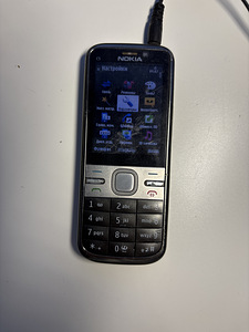Nokia C5-00 töötab (1 foto / 6)