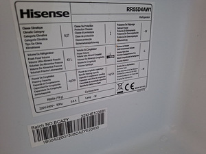 Холодильник Hisense RR55D4AW1 - мини (5 фото из 5)