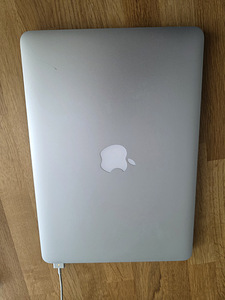 MacBook pro 13, 8/256 2014 (1 foto / 6)