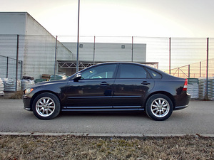 Volvo S40 2.4 (3 фото из 7)