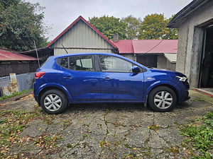 DACIA SANDERO 2023 (3 foto / 9)