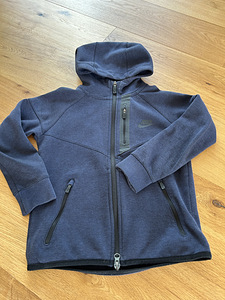 Детский свитшот Nike Tech 122-128 см (2 фото из 5)