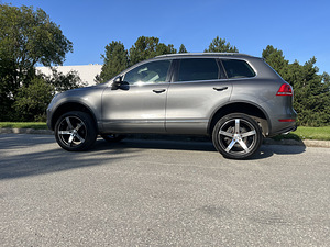 Volkswagen Touareg 3.0d 180kw 2012a (14 foto / 14)