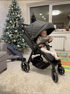 Britax Römer B-Agile M, Black Shadow (1 foto / 1)