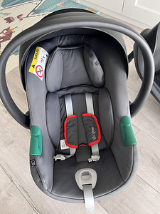Turvahäll Cybex Aton b2 + isofix base (3 foto / 4)