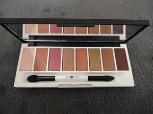 Lily Lolo Eye Palette (1 foto / 3)