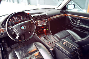 BMW 728ia E38 728i 142kw 1999 Facelift Aspensilber Metallic (10 foto / 14)