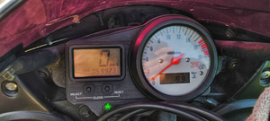 Yamaha YZF - R6 2000a. Vahetus GSX- R750 või R1 (7 foto / 9)