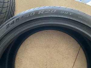 R20 Pirelli P Zero (4 foto / 6)