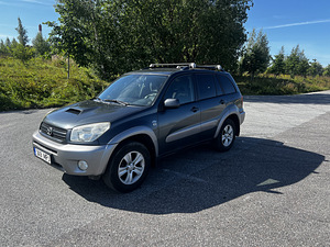 Toyota Rav4, 2004, Diesel (1 foto / 5)