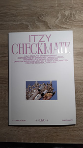 АЛЬБОМ ITZY «CHECKMATE» ВЕР. LIA (1 фото из 4)