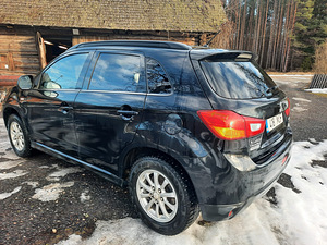 Продается Mitsubishi Asx (7 фото из 10)