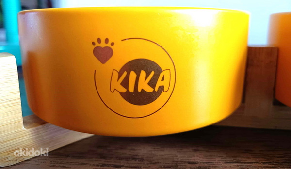 KIKA keraamiline topeltkauss lemmikloomadele.