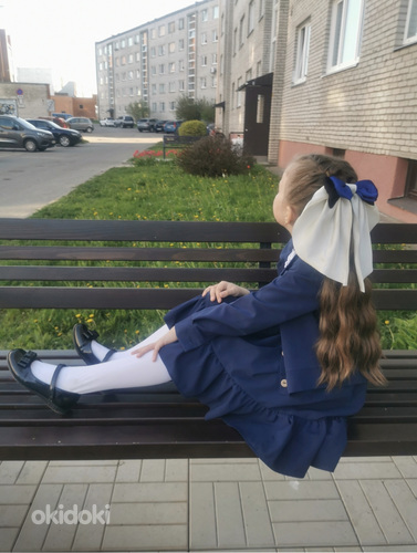 Koolivormi 1. septembri kostüüm
