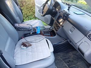 Продается Mercedes-Benz ML 430 (7 фото из 7)