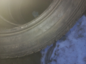 Naastrehvid R16/55/205 Bridgestone noranza (4 foto / 5)