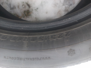 Naastrehvid R17/50/225 EDERA (4 foto / 5)