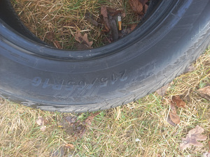 Suverehvid R16/65/215 Blacklion Cilorro (3 foto / 5)