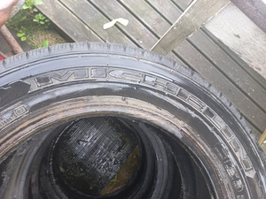 Naastrehvid R16/65/195 C kaubiku omad Michelin (3 foto / 6)