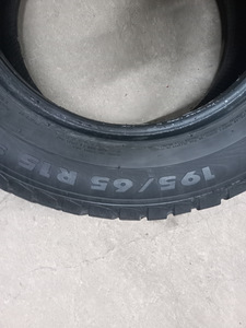 Naastrehvid R15/65/195 Barum (1 foto / 5)