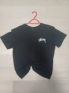 T-särk Stüssy'ga (1 foto / 2)