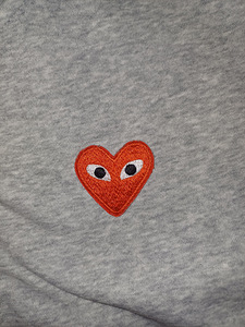 Кофта Comme des Garcons Play (2 фото из 3)