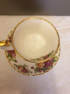 Old Country Roses, Royal Albert bone china (2 foto / 6)