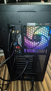 Uus! I7 14700F | RX 7800 XT 16GB | 32GB DDR5 | WIFI | 2TB (6 foto / 6)