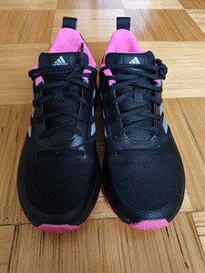 Кроссовки adidas (2 фото из 4)