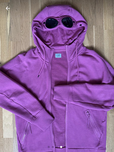 CP Company (4 фото из 4)