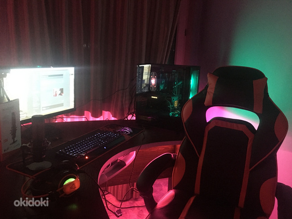 PC + monitori,klaviatuur