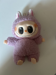 Labubu (1 foto / 2)