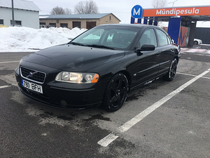 Volvo s60 facelift 2.4d 93kw (1 foto / 5)