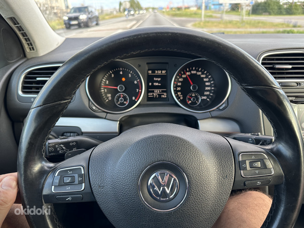 Volkswagen Golf TSI 1.4 90кВ (фото #3)