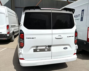 Ford Transit / Custom tagaluugi / uste / esistange spoilerid (3 foto / 5)