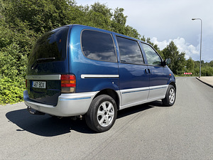 Nissan Serena 1999a (6 foto / 11)