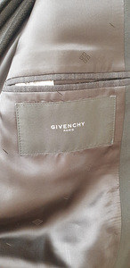 Костюм Givenchy S размер (3 фото из 3)