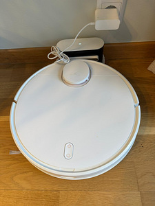 Xiaomi Mi Robot Vacuum Mop Pro (2 foto / 4)