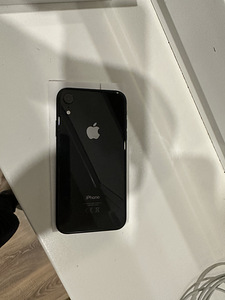 iPhone XR 64GB Black (1 foto / 2)