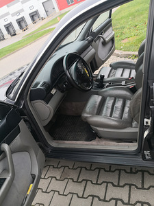 Audi A6 (c4) 2.6 (110kw) (4 foto / 13)