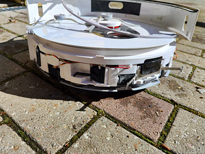 Robot tolmuimeja ROIDMI EVE PLUS varuosadeks (6 foto / 6)